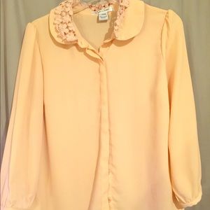 Great for work, peach blouse!!!